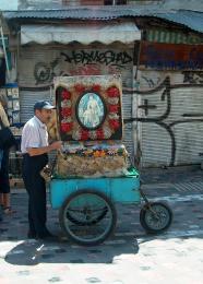   laterna (barrel-organ)